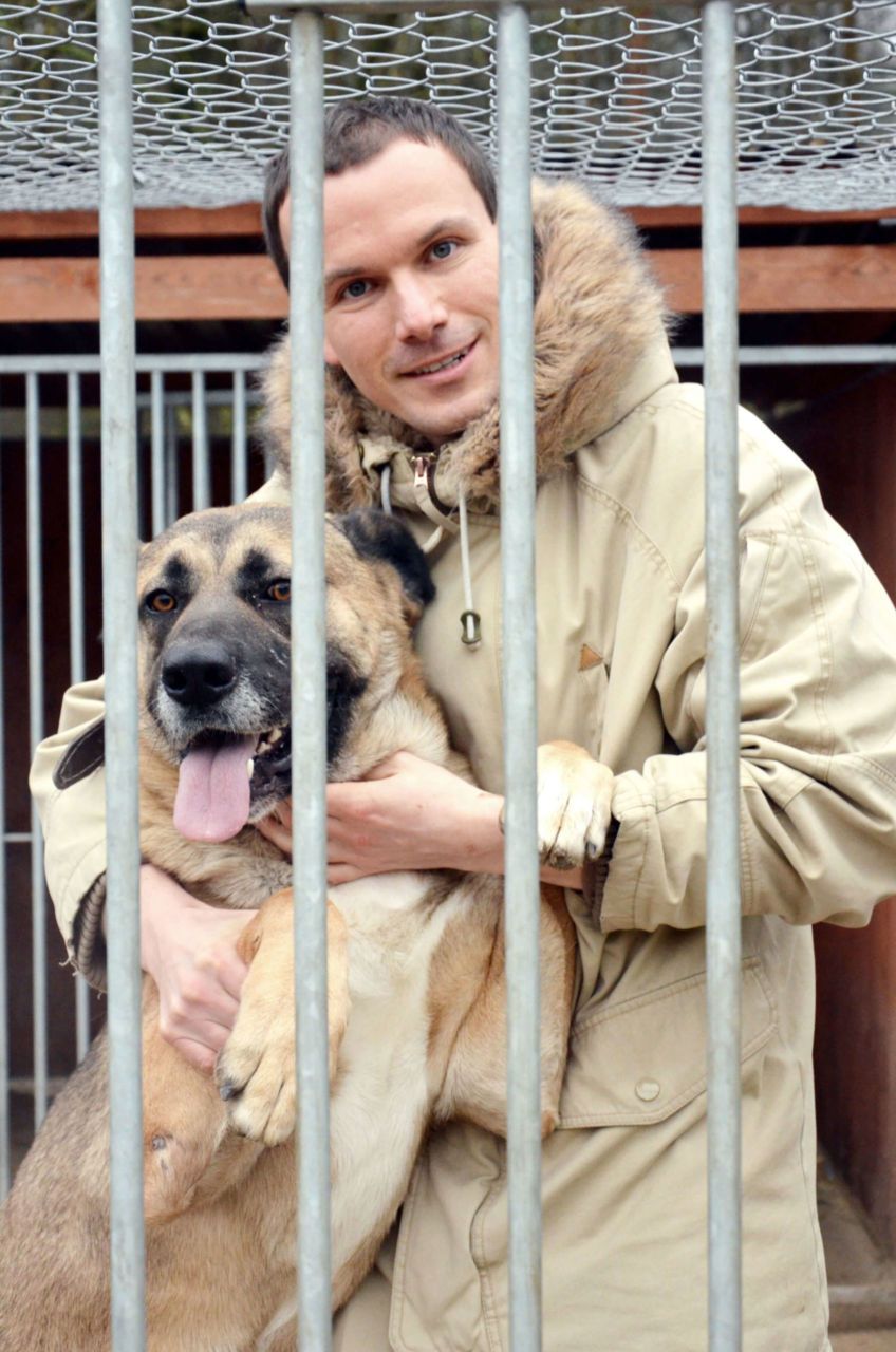 Łukasz Balcer z psem